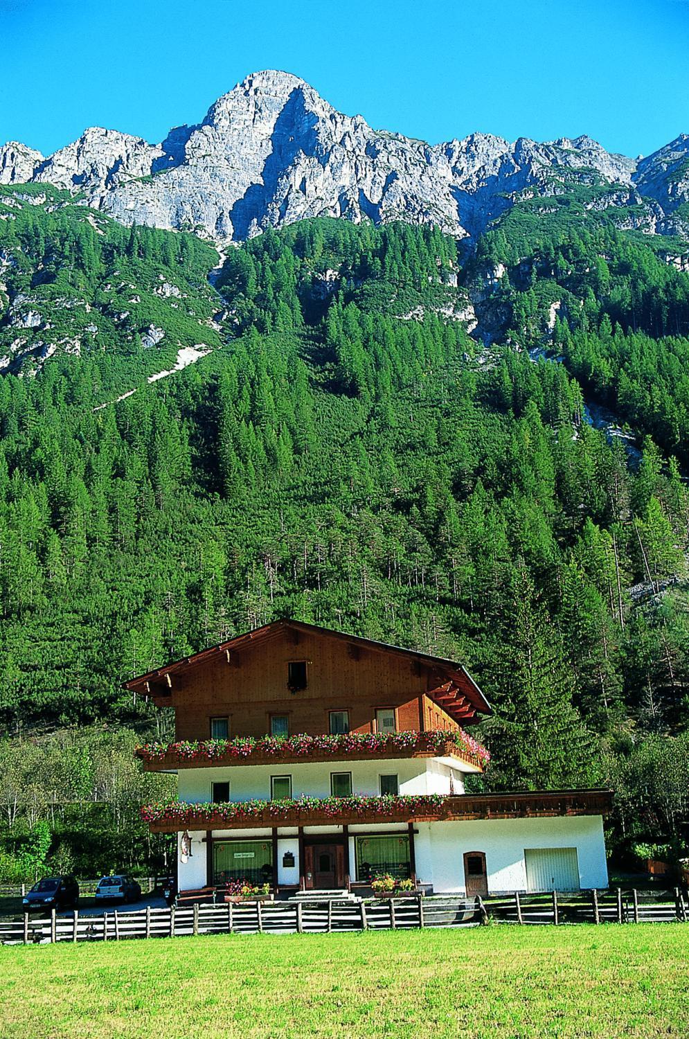 Pension Nina & Gasthof Alpenrose Gschnitz Dış mekan fotoğraf