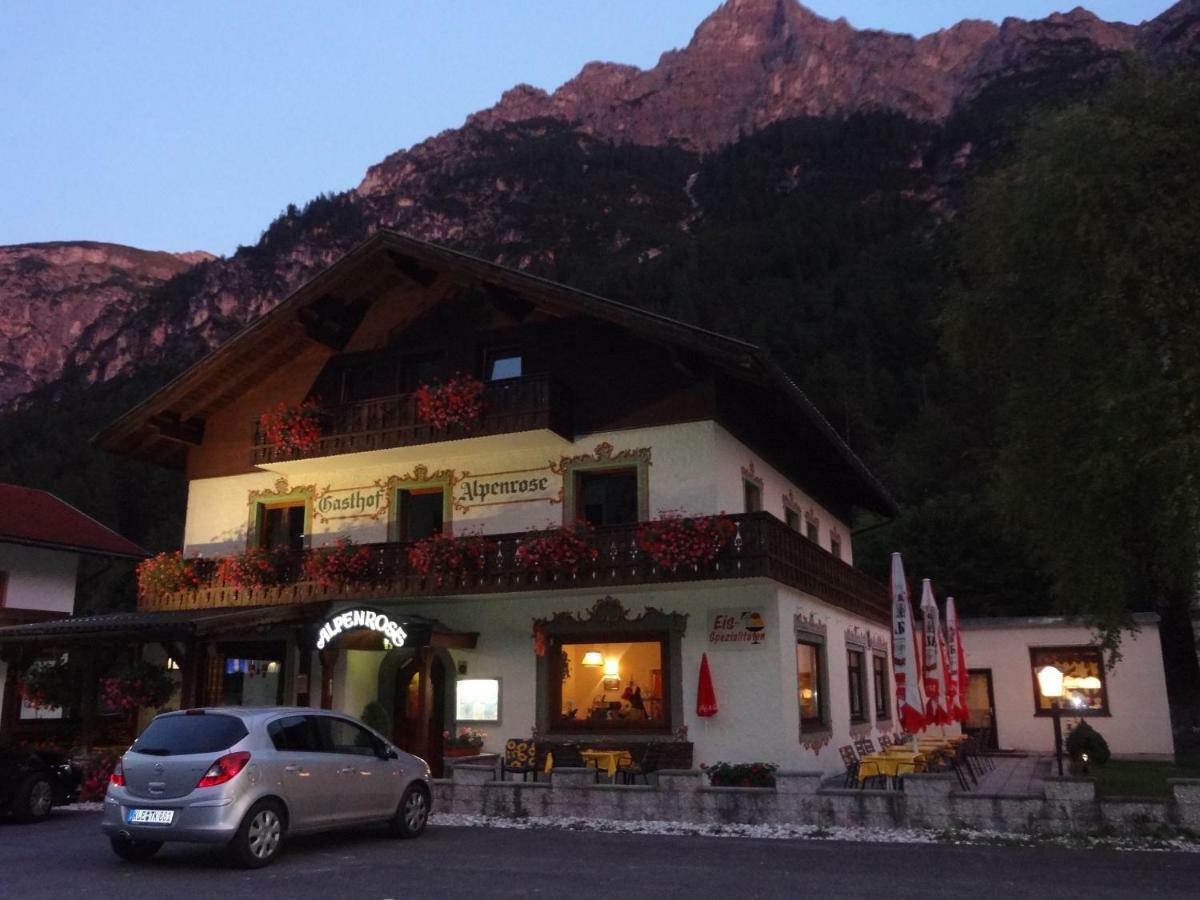 Pension Nina & Gasthof Alpenrose Gschnitz Dış mekan fotoğraf