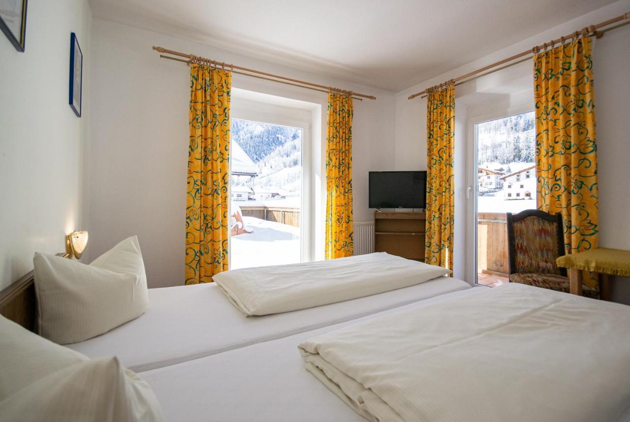Pension Nina & Gasthof Alpenrose Gschnitz Dış mekan fotoğraf